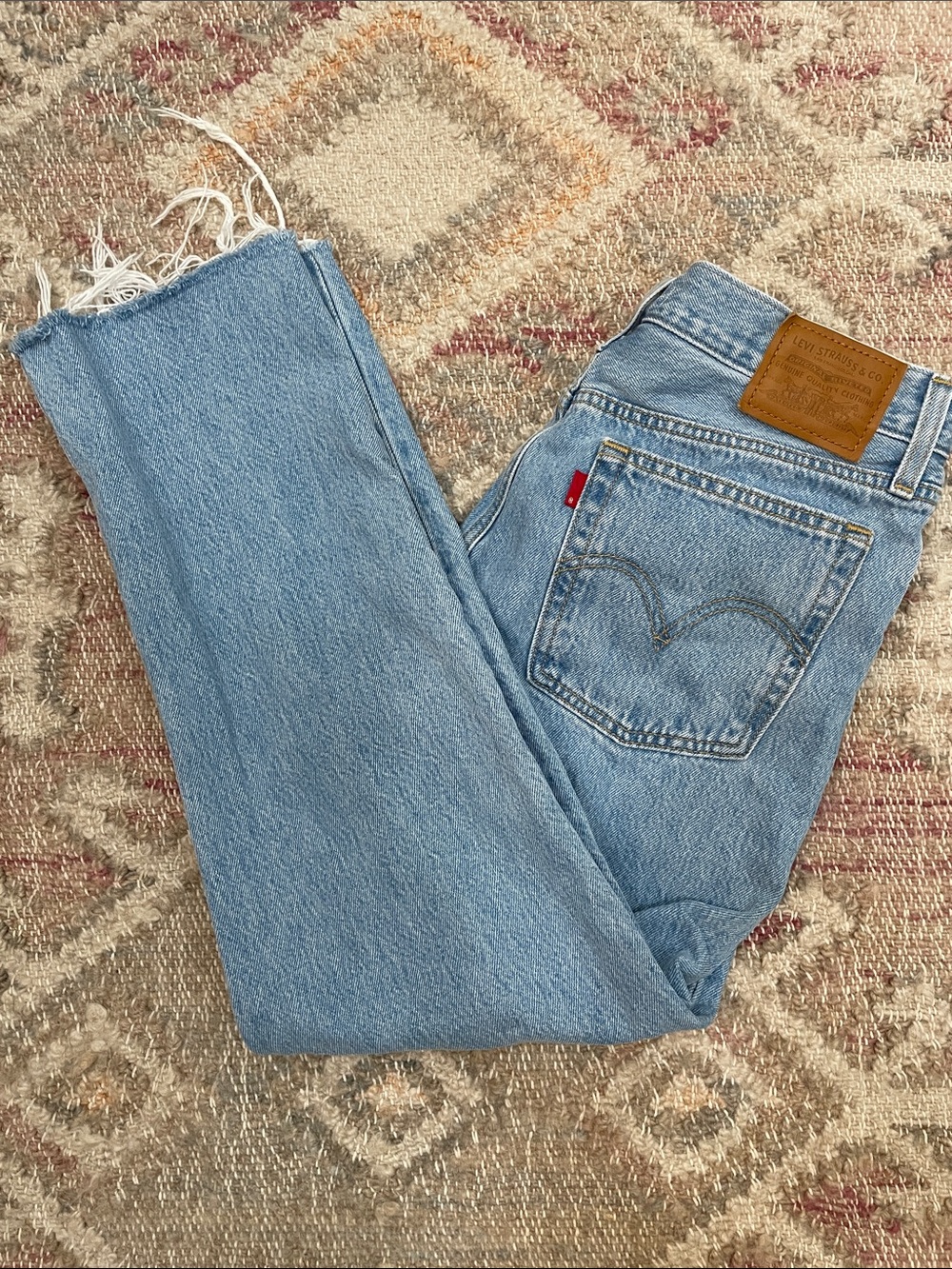 Levi's Women's Light Wash Wedgie Straight Leg Jeans Size 28